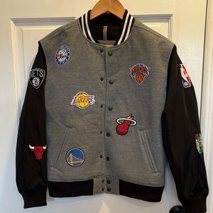 Abercrombie Kids NBA teams bomber jacket size 13/14 Knicks Nets Lakers Celtics